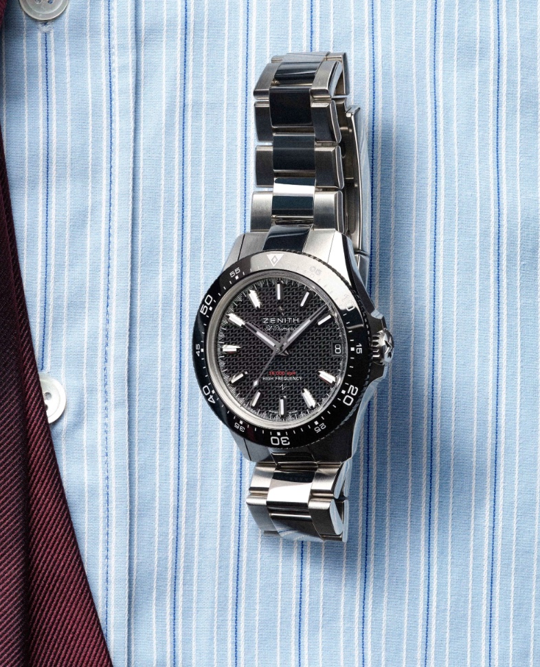 Cadran noir poli, avec date